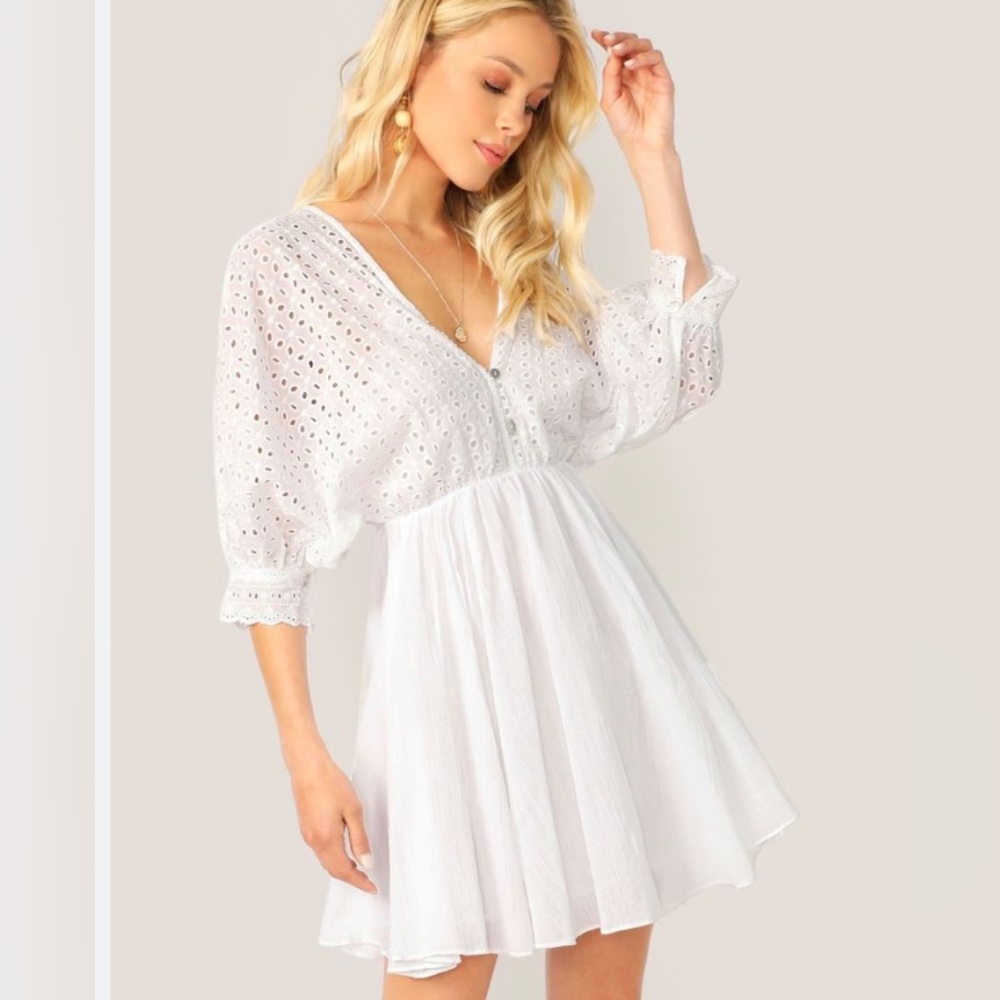 Batwing Sleeve Schifty Bodice Tie Back Dress Size M